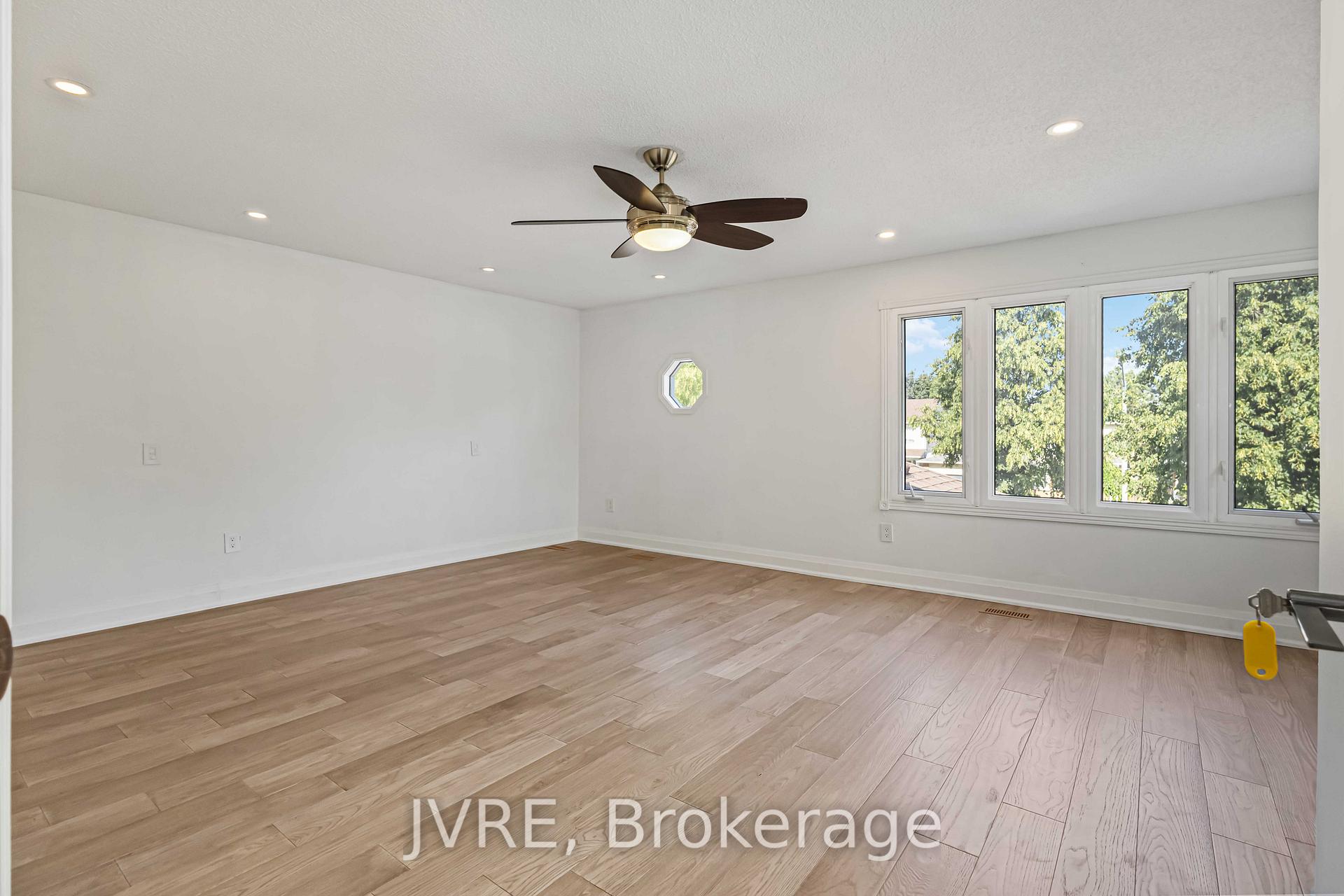 Photo 28 of 263 Wright Crescent, Ajax, Central — HOMEH