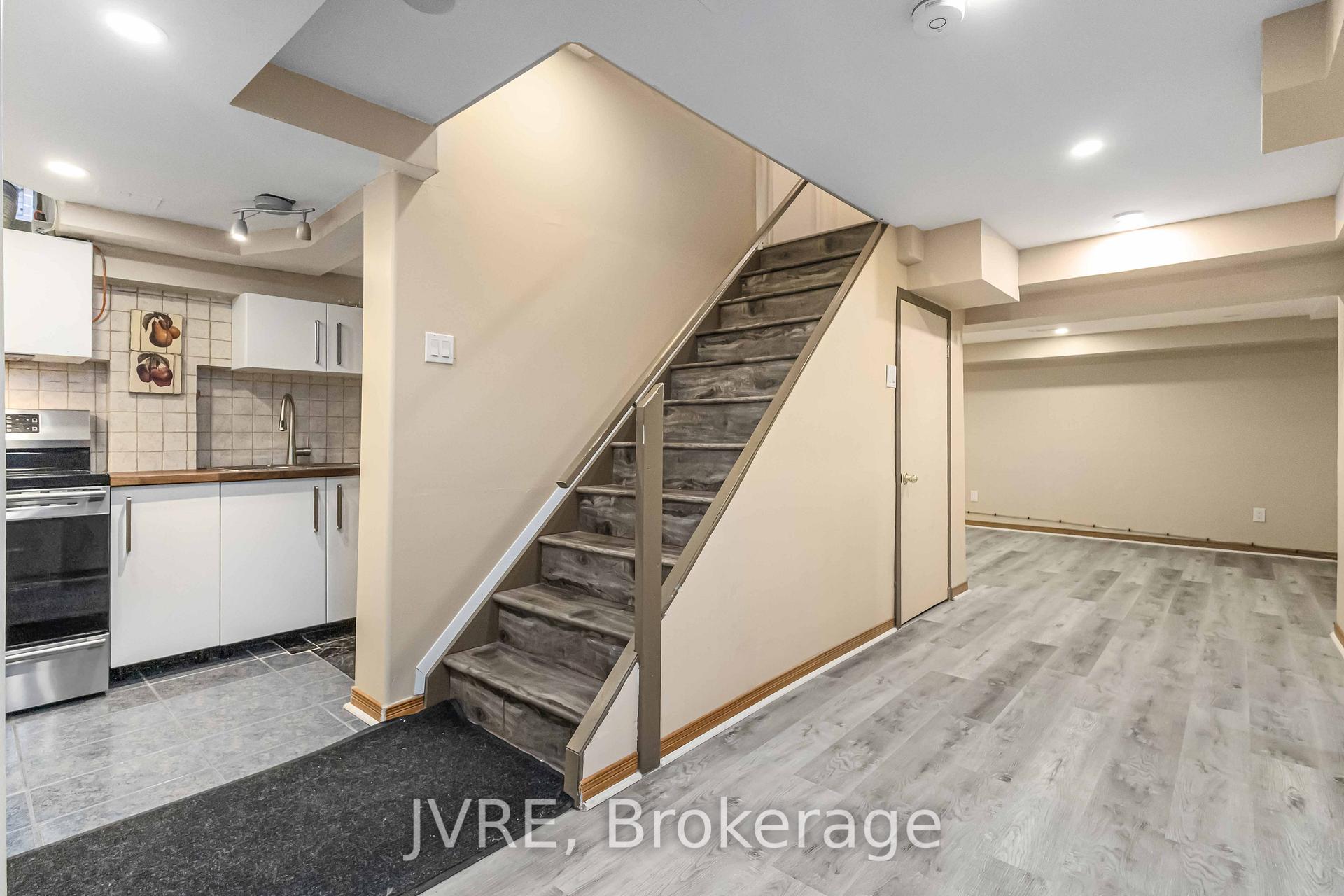 Photo 38 of 263 Wright Crescent, Ajax, Central — HOMEH