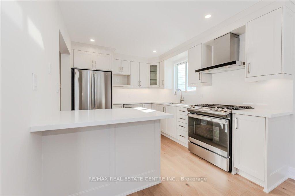 Photo 12 of 235 Pastern Trail, Waterloo — HOMEH