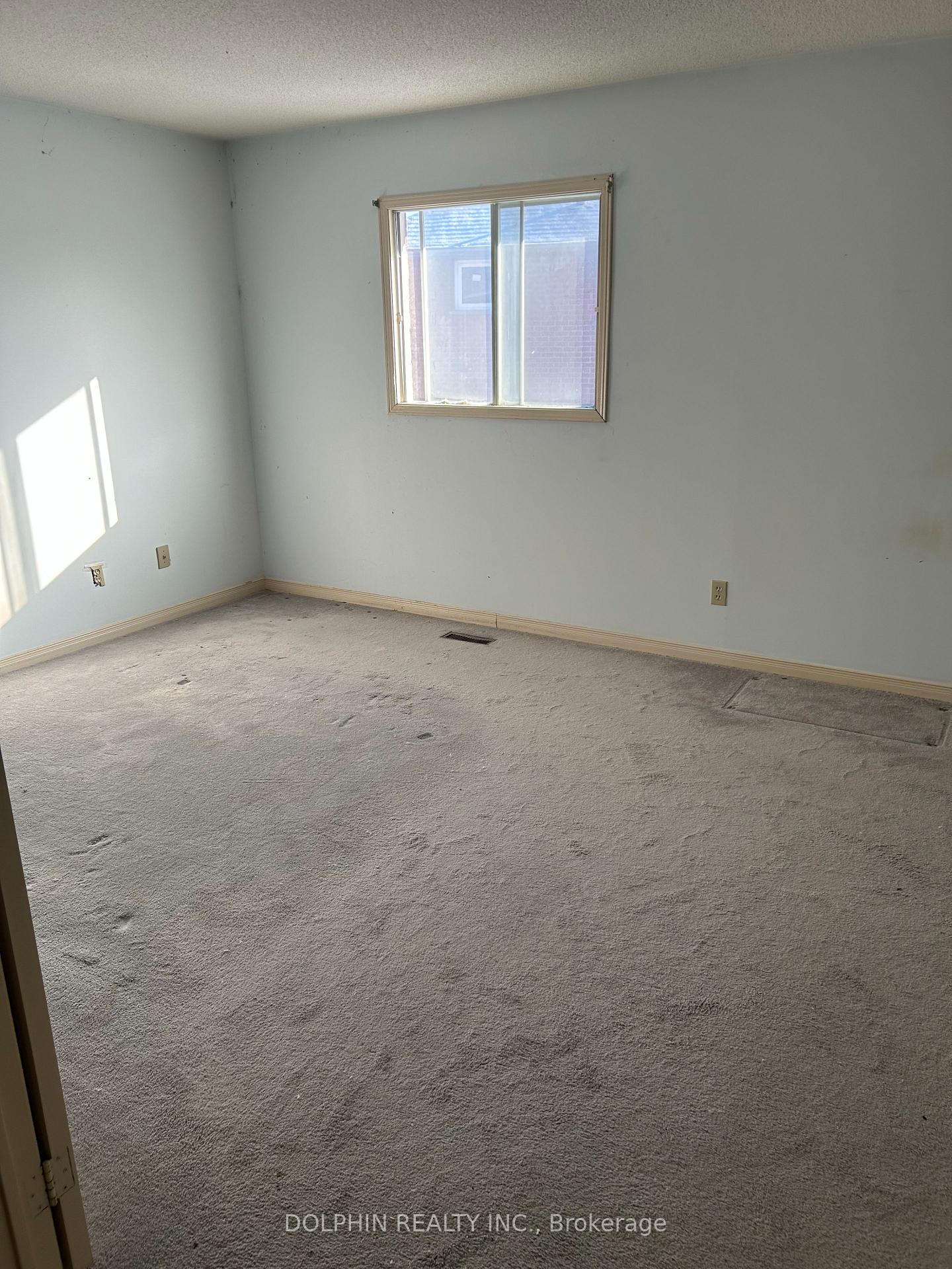 Photo 5 of 115 Elson Street, Markham, Middlefield — HOMEH
