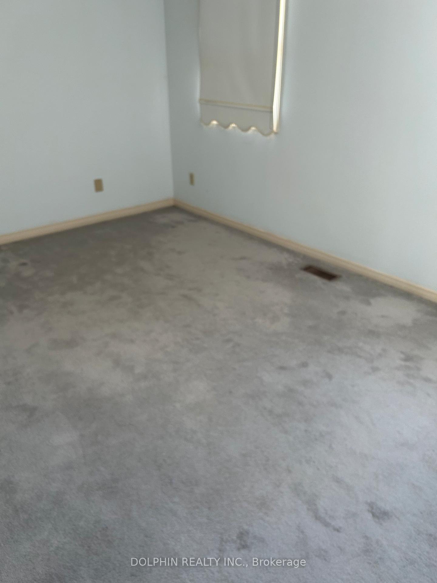 Photo 8 of 115 Elson Street, Markham, Middlefield — HOMEH