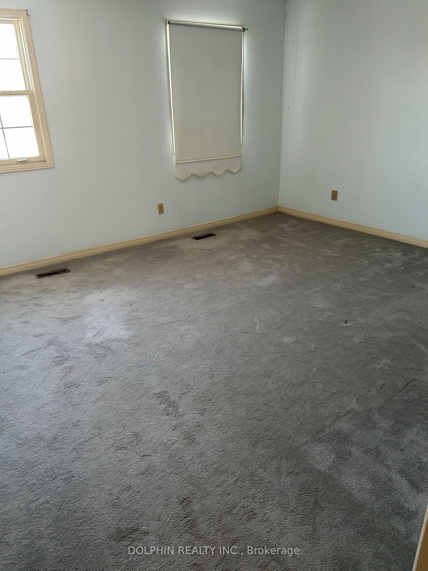 Photo 9 of 115 Elson Street, Markham, Middlefield — HOMEH