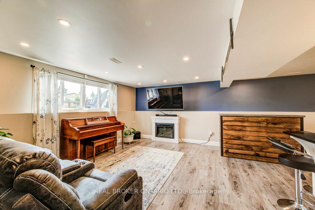 Photo 10 of 73 Falcon Drive, Woolwich — HOMEH