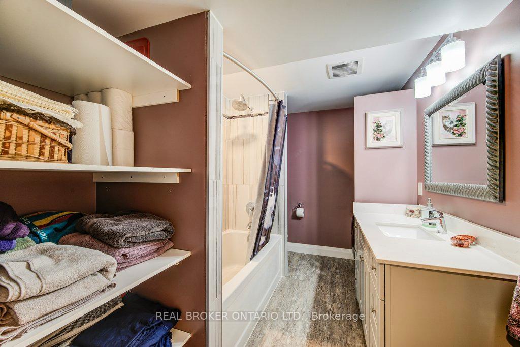 Photo 17 of 73 Falcon Drive, Woolwich — HOMEH