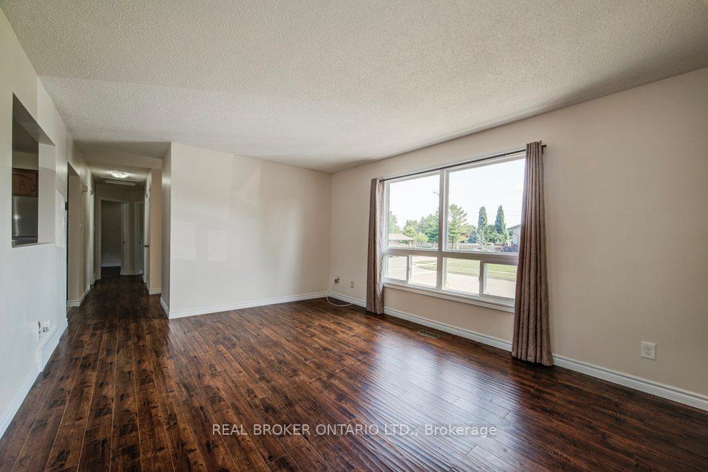 Photo 25 of 73 Falcon Drive, Woolwich — HOMEH