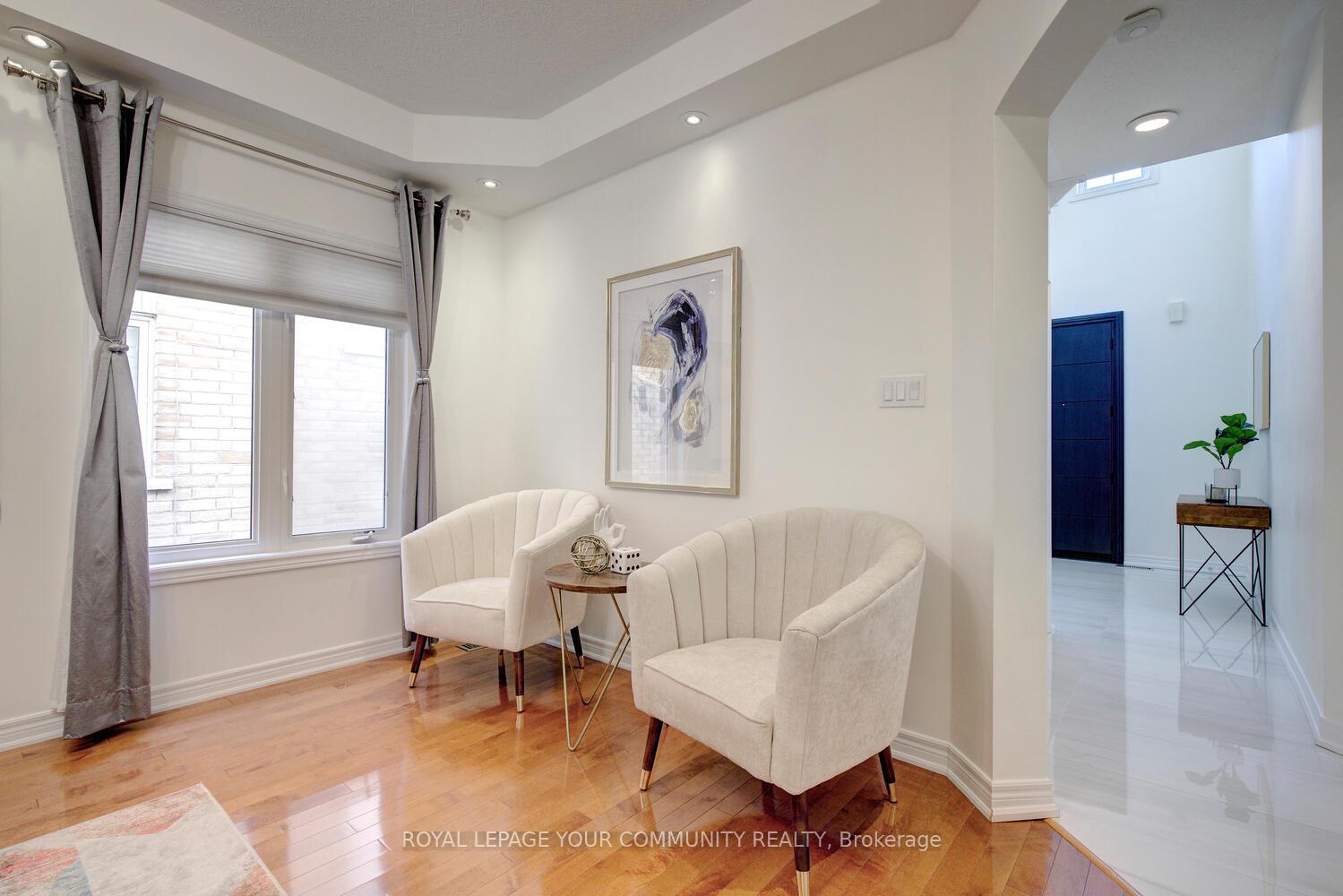 Photo 13 of 127 Golden Forest Road, Vaughan, Patterson — HOMEH