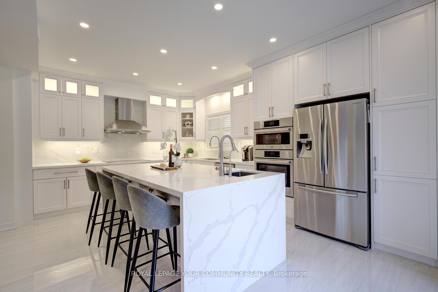 Photo 15 of 127 Golden Forest Road, Vaughan, Patterson — HOMEH