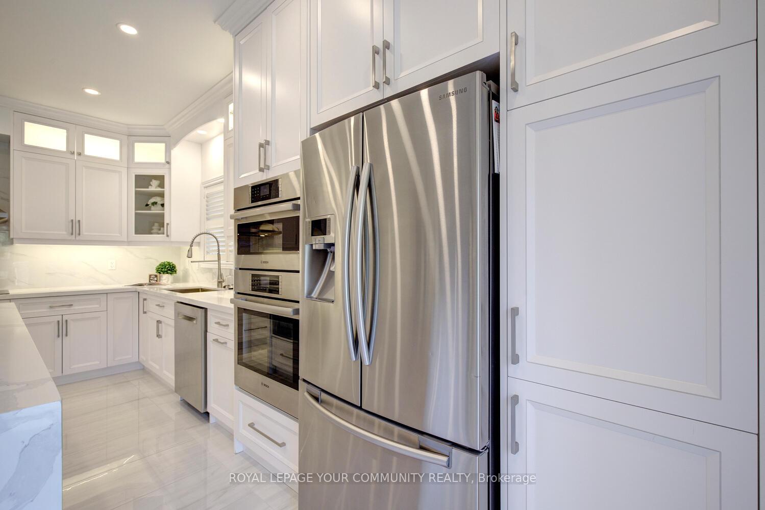 Photo 17 of 127 Golden Forest Road, Vaughan, Patterson — HOMEH