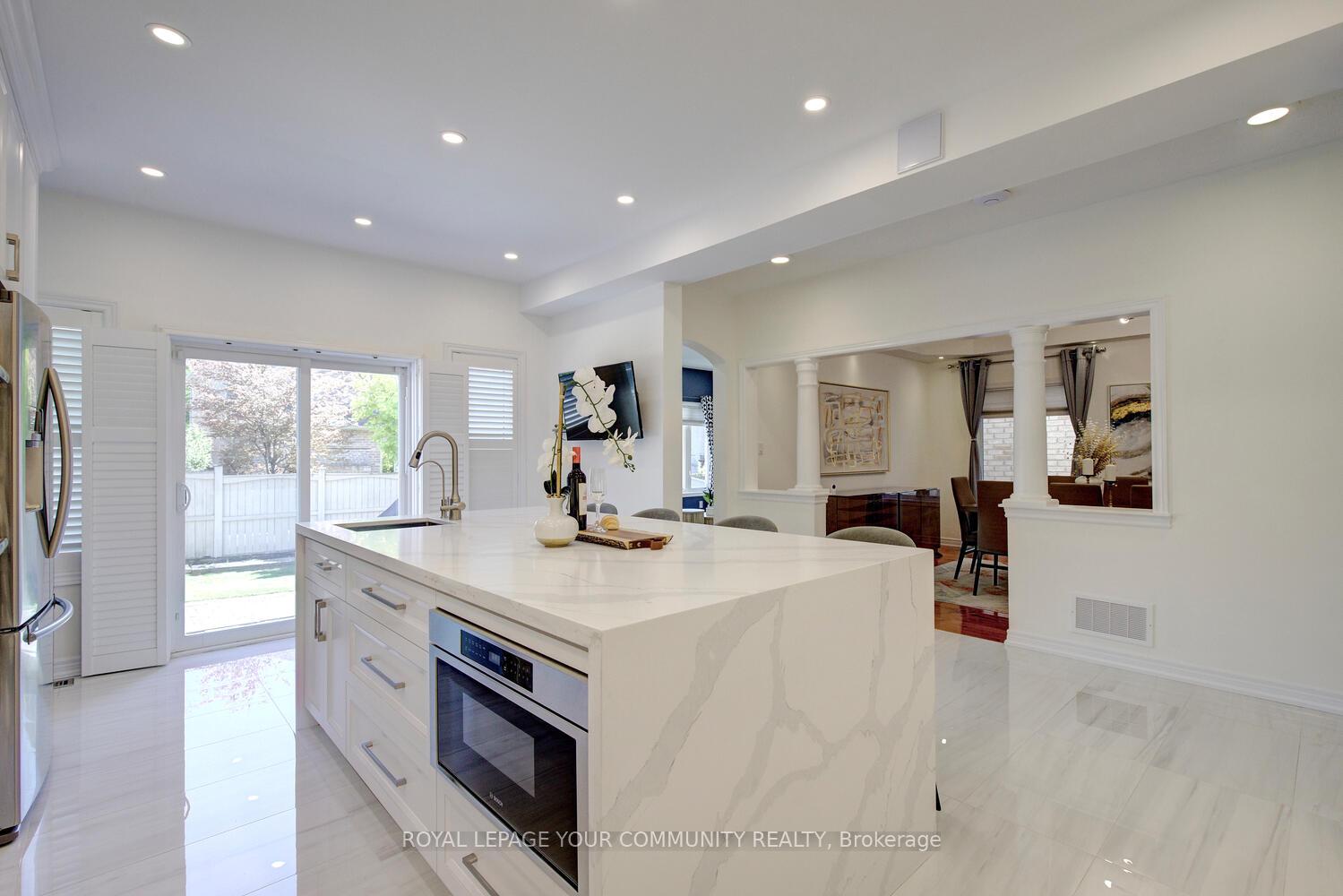 Photo 18 of 127 Golden Forest Road, Vaughan, Patterson — HOMEH