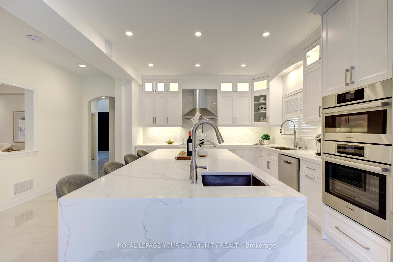 Photo 19 of 127 Golden Forest Road, Vaughan, Patterson — HOMEH