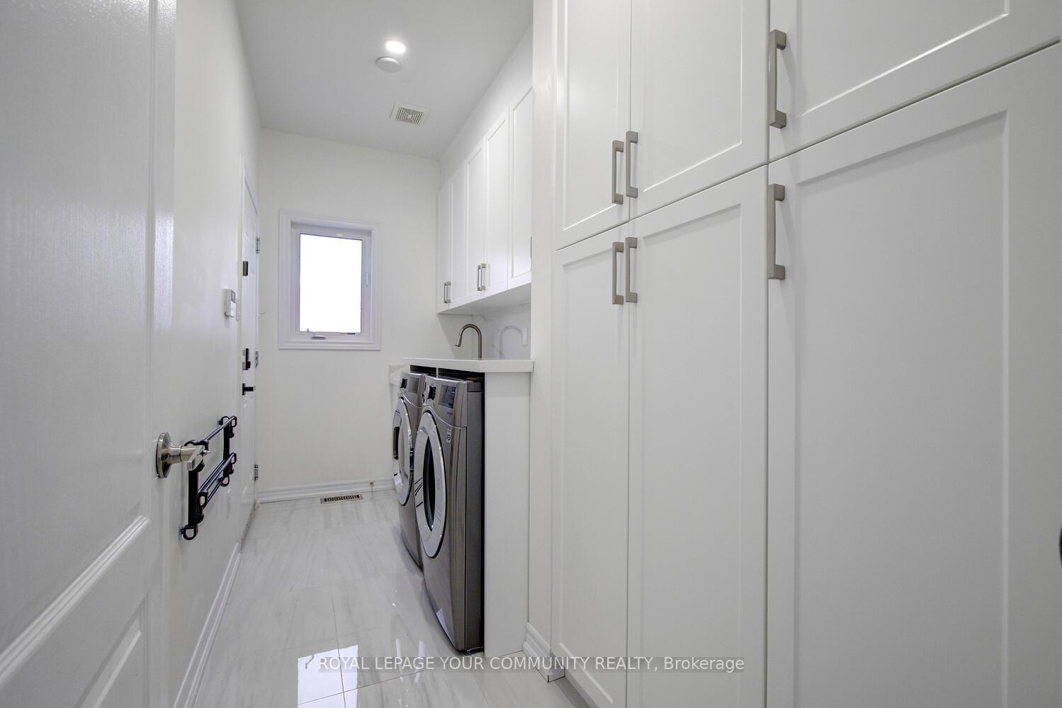 Photo 25 of 127 Golden Forest Road, Vaughan, Patterson — HOMEH
