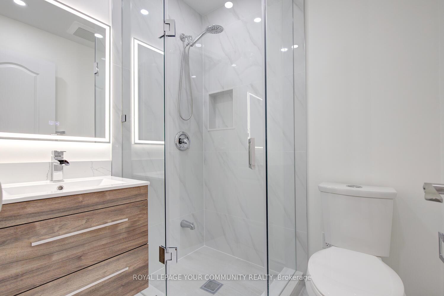 Photo 33 of 127 Golden Forest Road, Vaughan, Patterson — HOMEH