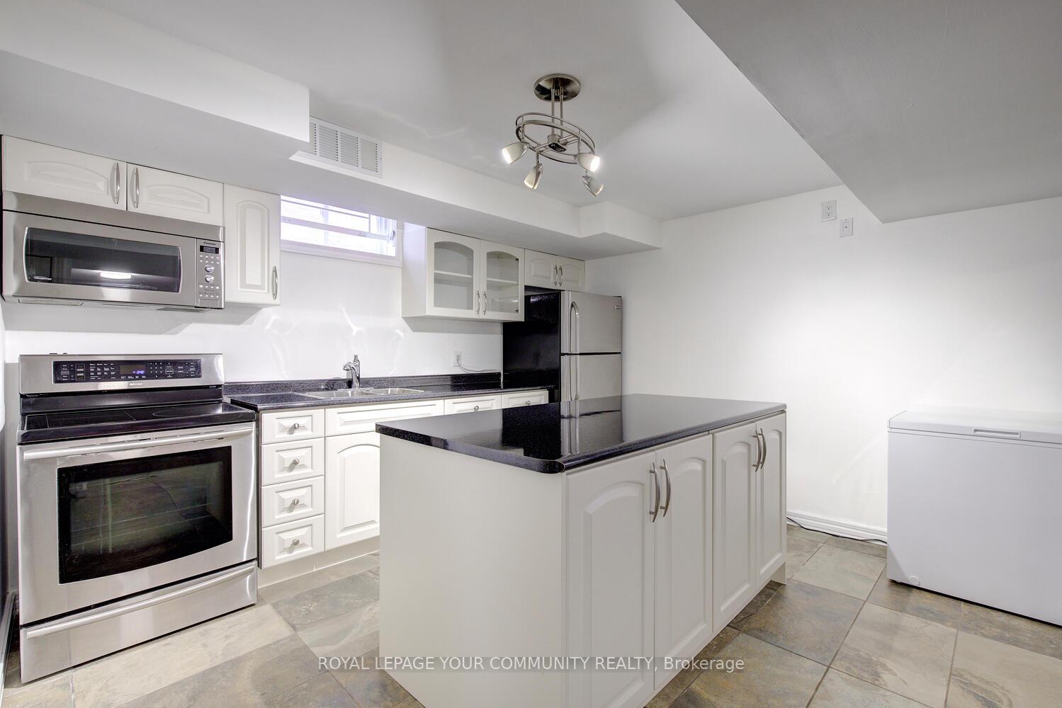Photo 39 of 127 Golden Forest Road, Vaughan, Patterson — HOMEH