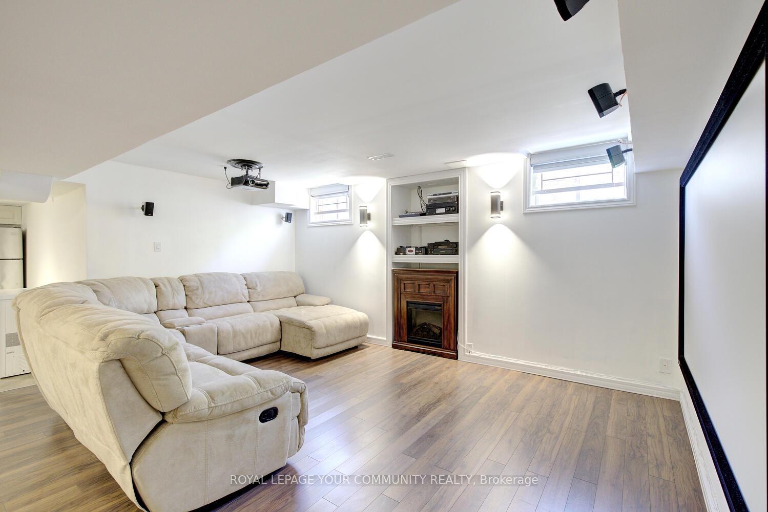 Photo 43 of 127 Golden Forest Road, Vaughan, Patterson — HOMEH
