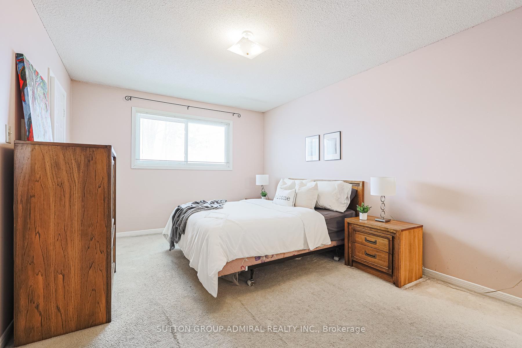 Photo 17 of 14 Evergreen Crescent, Markham, Aileen-Willowbrook — HOMEH