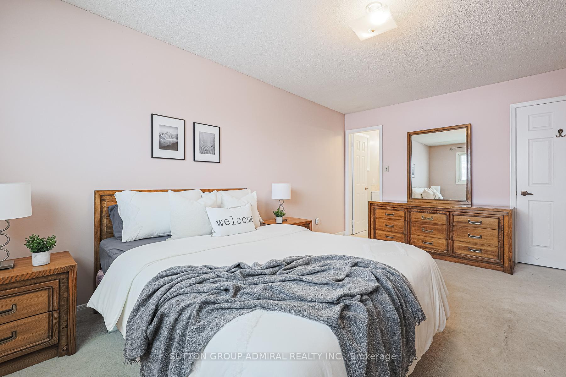 Photo 19 of 14 Evergreen Crescent, Markham, Aileen-Willowbrook — HOMEH