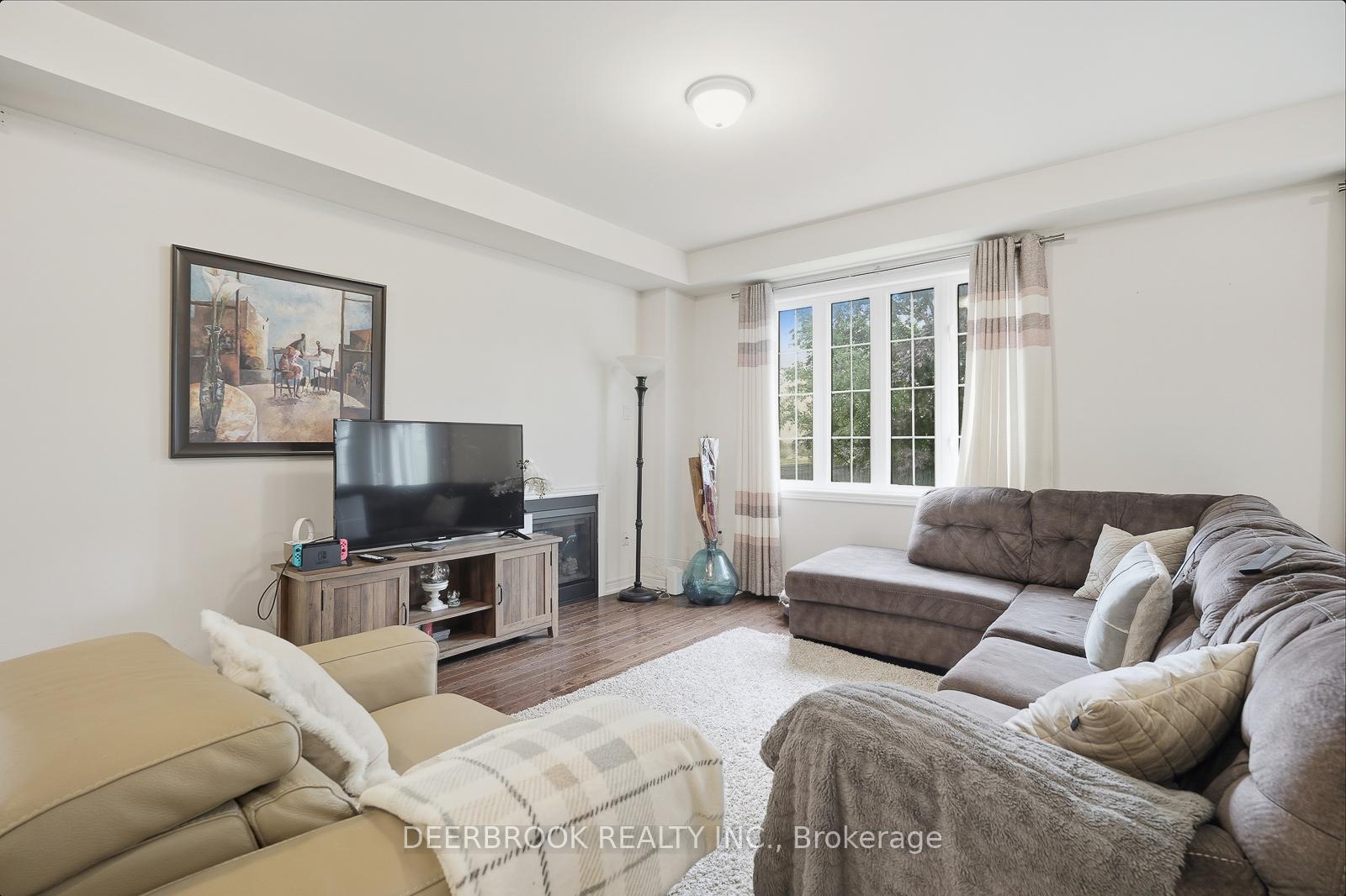 Photo 11 of 67 Promenade Drive, Whitby, Taunton North — HOMEH