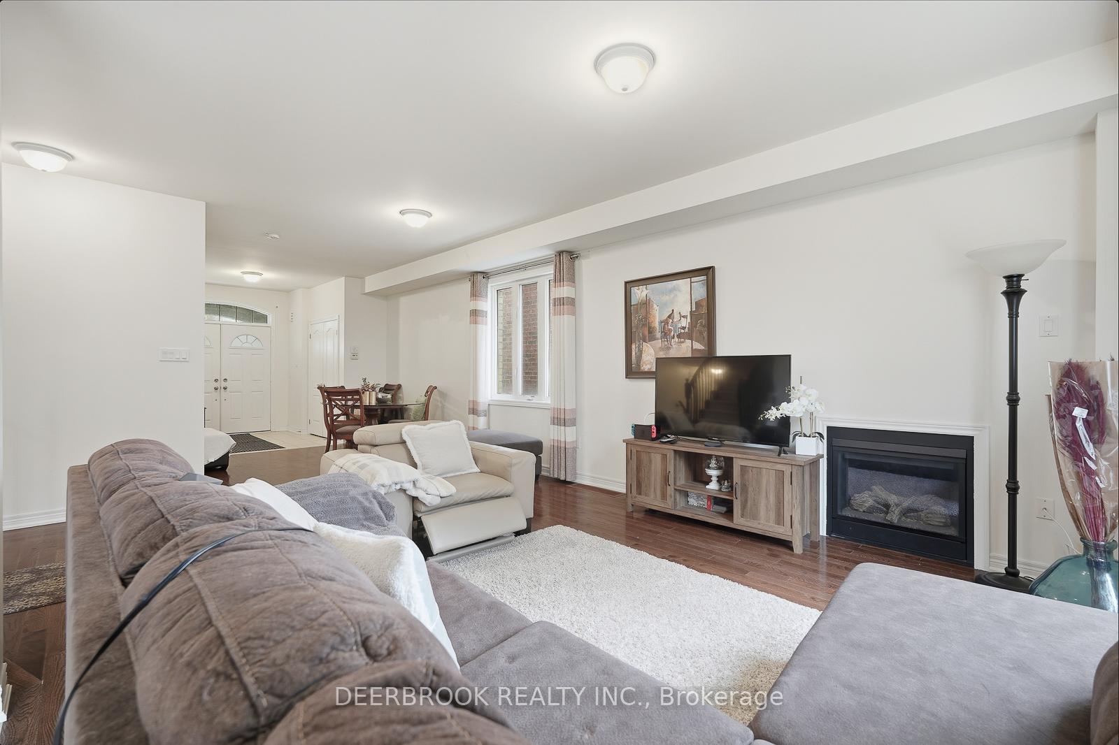 Photo 12 of 67 Promenade Drive, Whitby, Taunton North — HOMEH