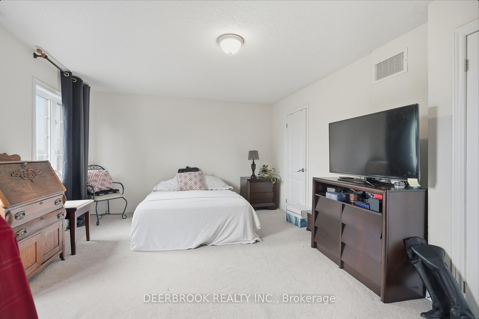 Photo 22 of 67 Promenade Drive, Whitby, Taunton North — HOMEH