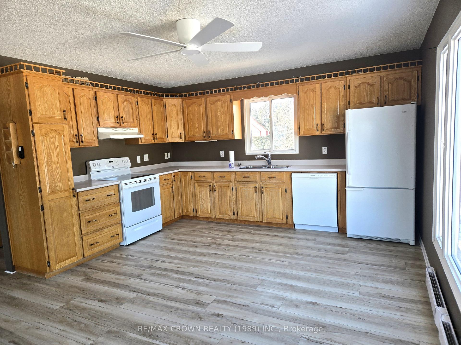 Photo 12 of 492 Leclair Road, West Nipissing, Verner — HOMEH