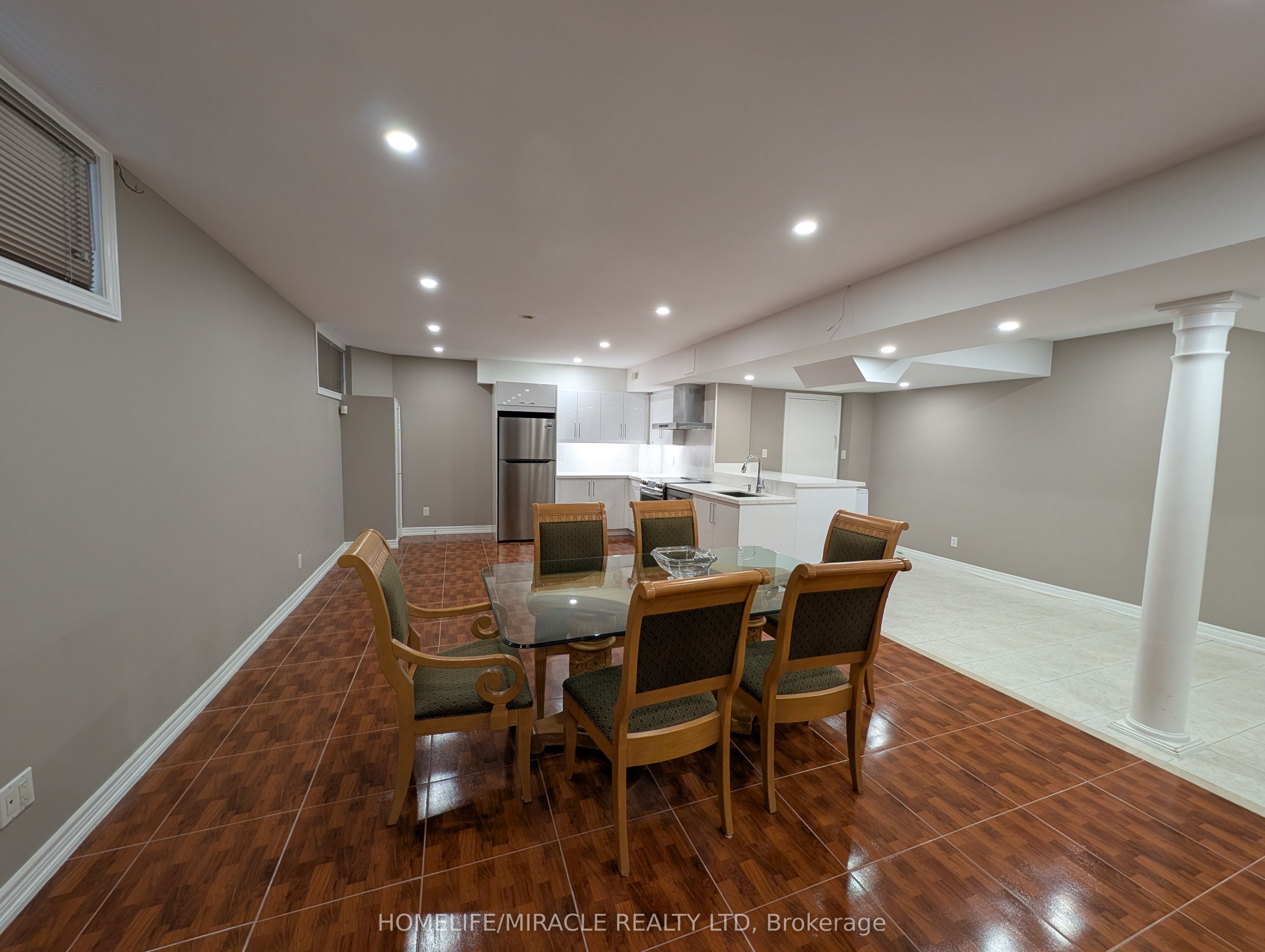 Photo 5 of Unit Basement, 63 Loudon Crescent, Vaughan, Beverley Glen — HOMEH