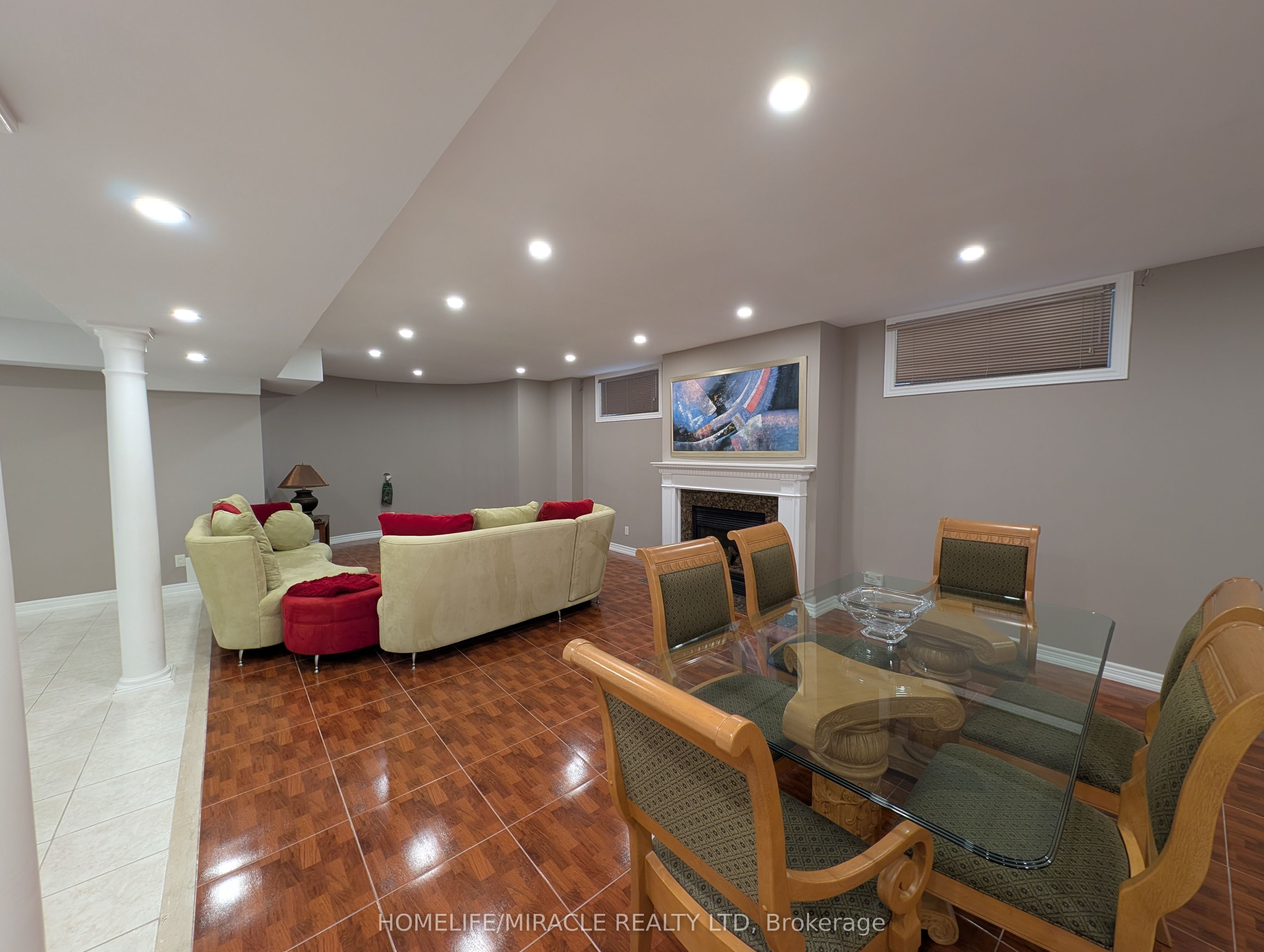 Photo 4 of Unit Basement, 63 Loudon Crescent, Vaughan, Beverley Glen — HOMEH