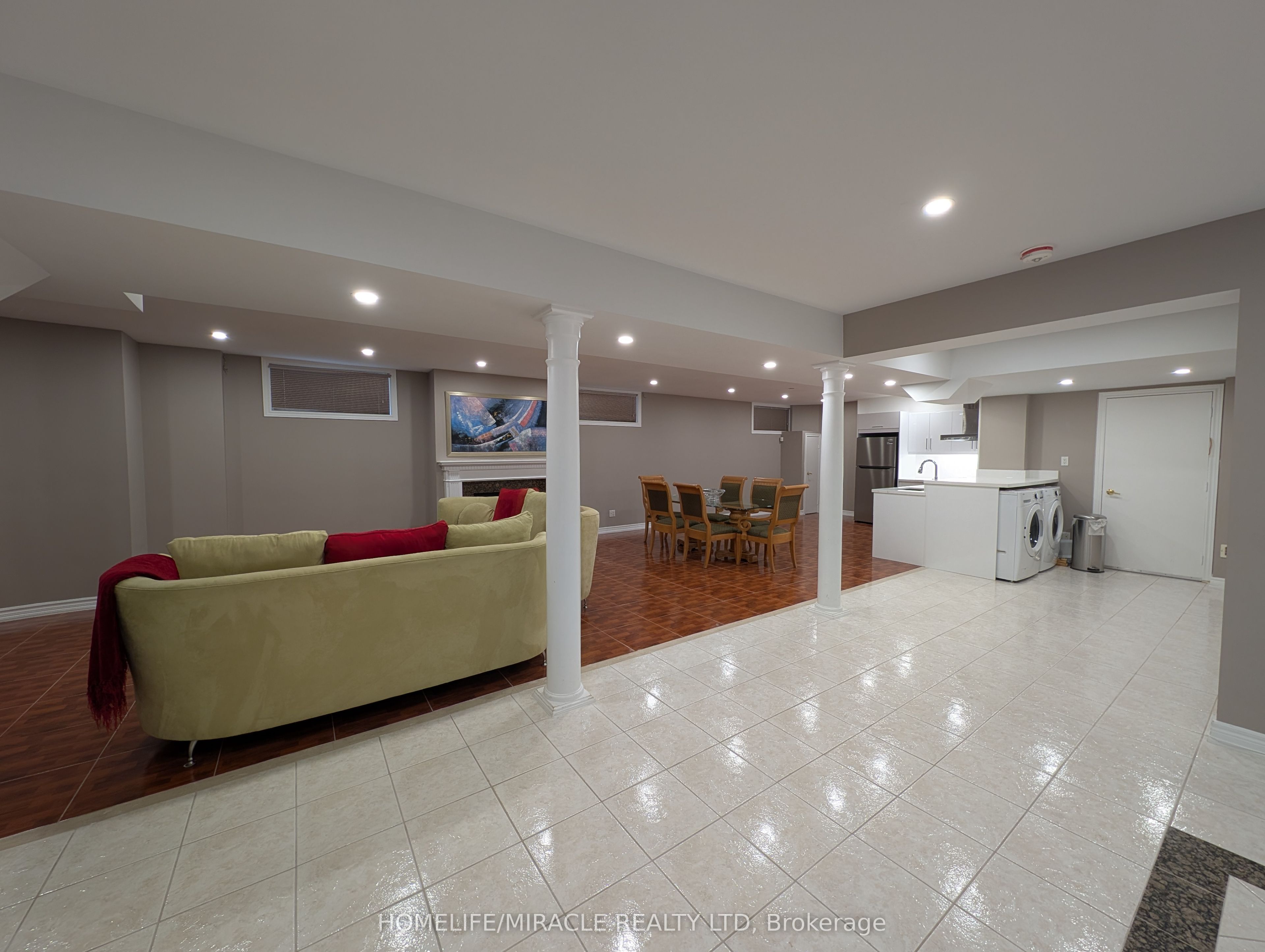 Photo 2 of Unit Basement, 63 Loudon Crescent, Vaughan, Beverley Glen — HOMEH