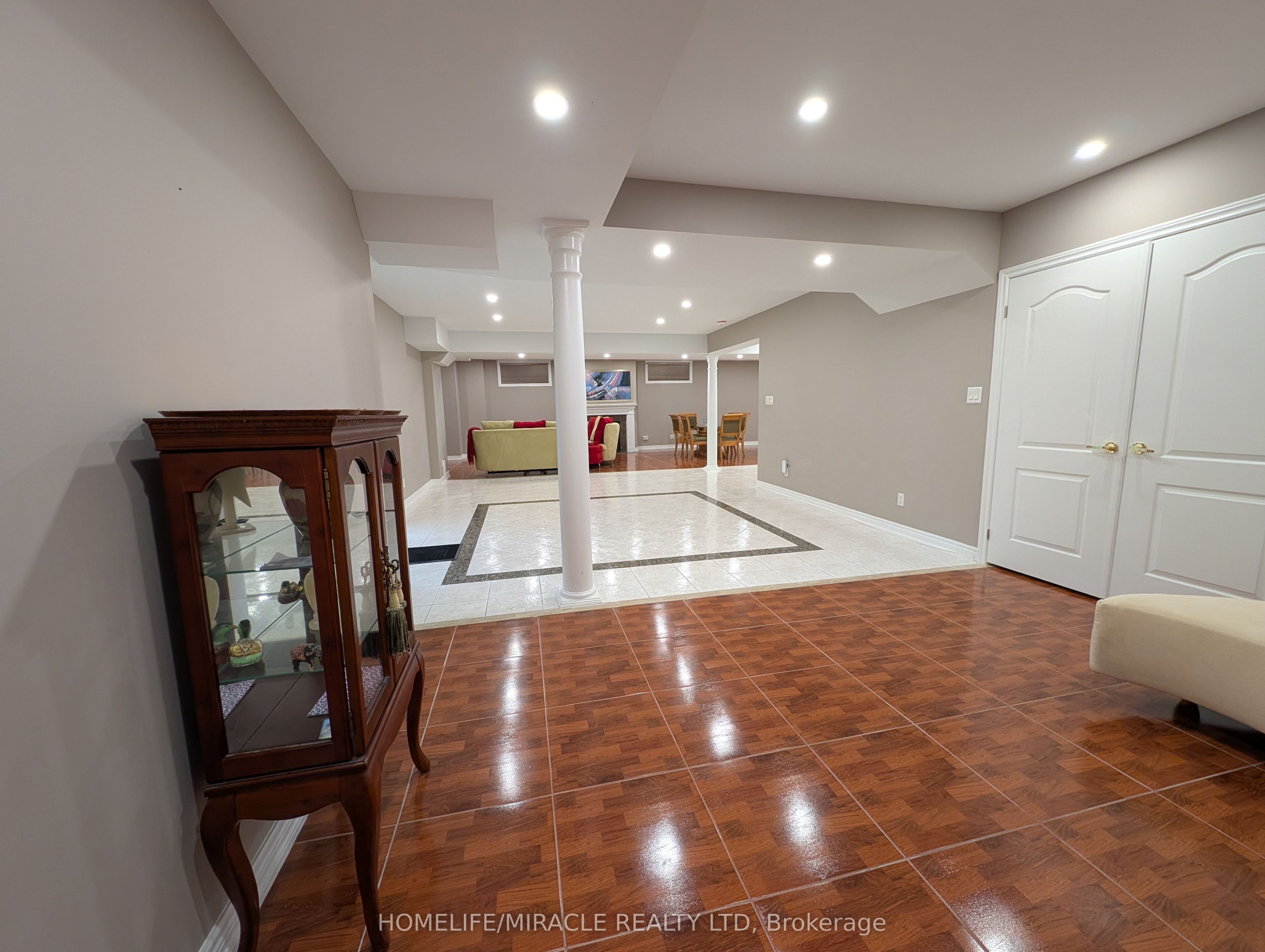 Photo 13 of Unit Basement, 63 Loudon Crescent, Vaughan, Beverley Glen — HOMEH