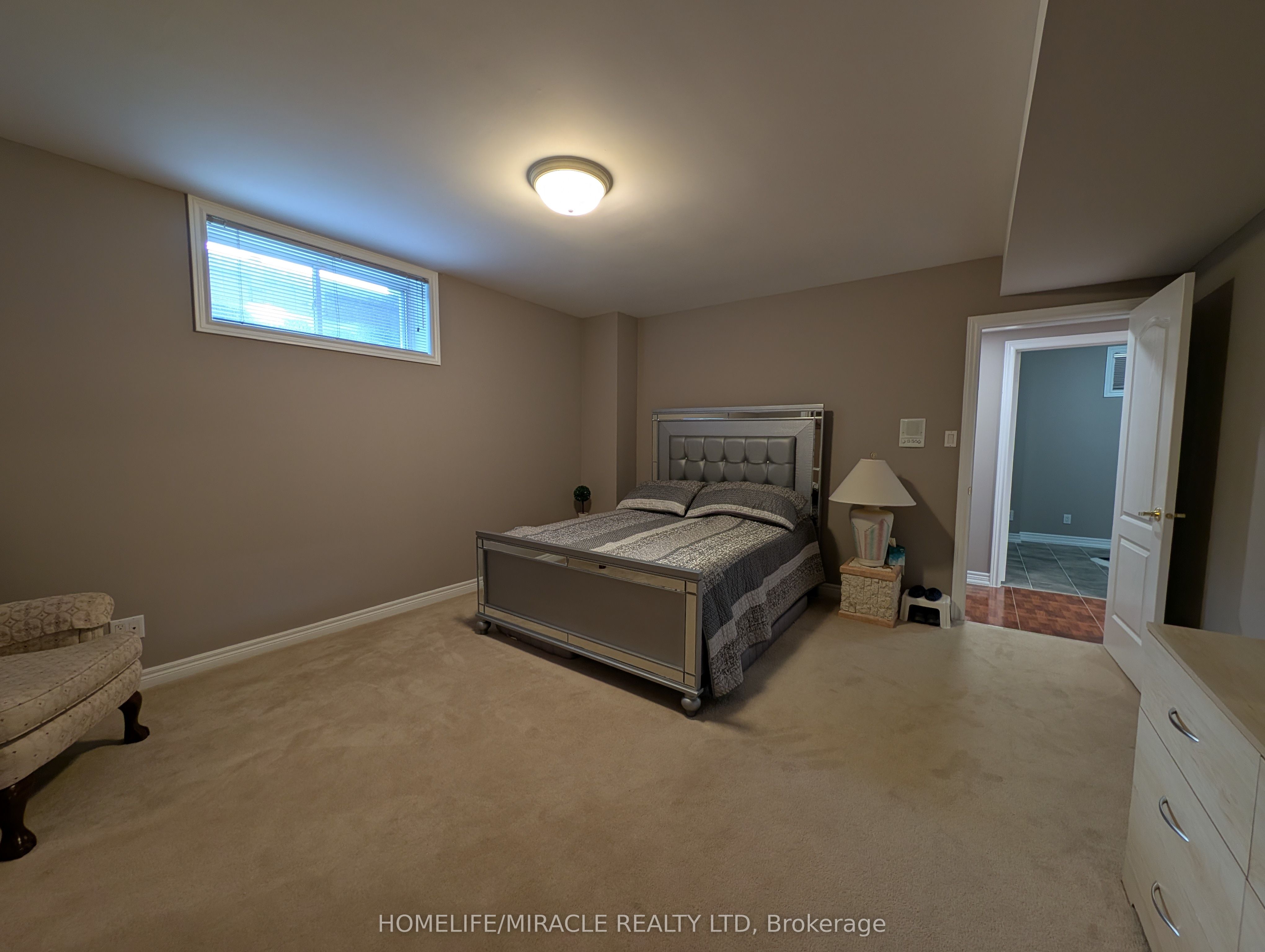 Photo 8 of Unit Basement, 63 Loudon Crescent, Vaughan, Beverley Glen — HOMEH