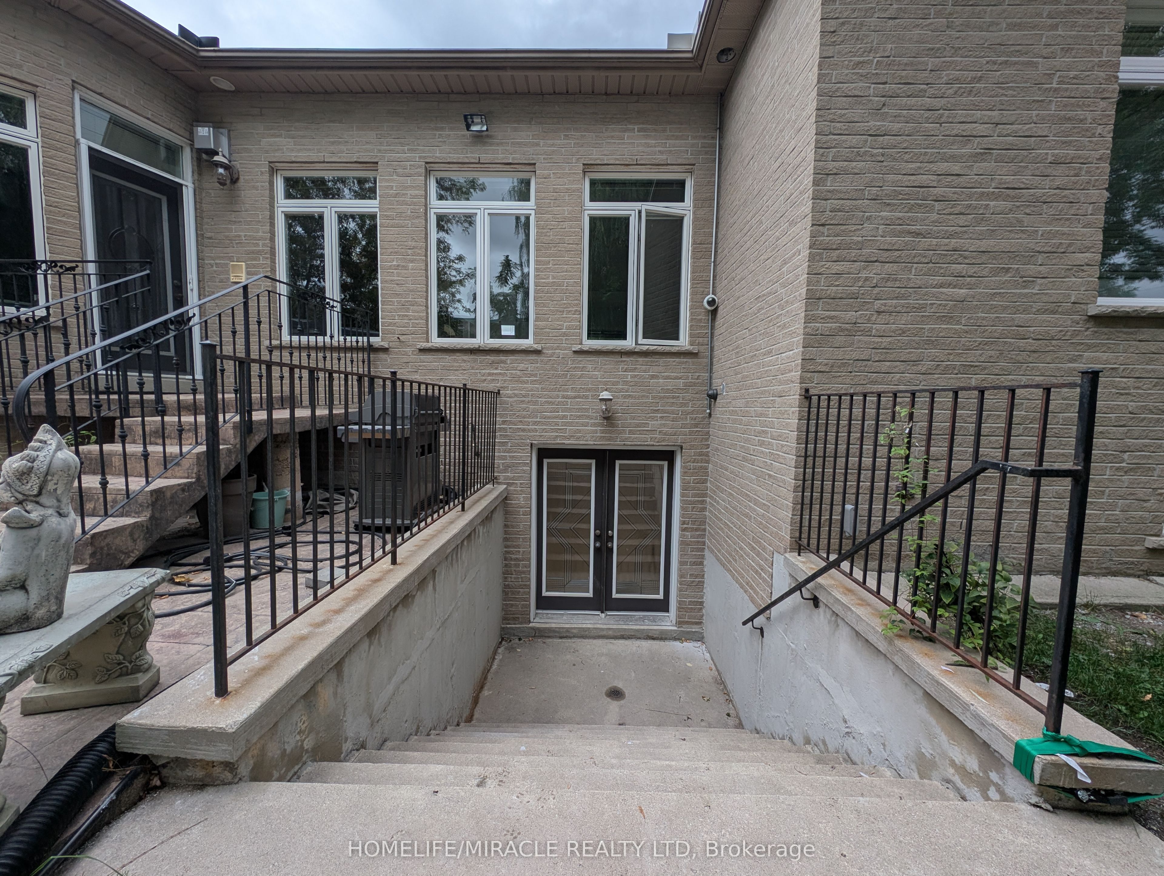 Photo 1 of Unit Basement, 63 Loudon Crescent, Vaughan, Beverley Glen — HOMEH