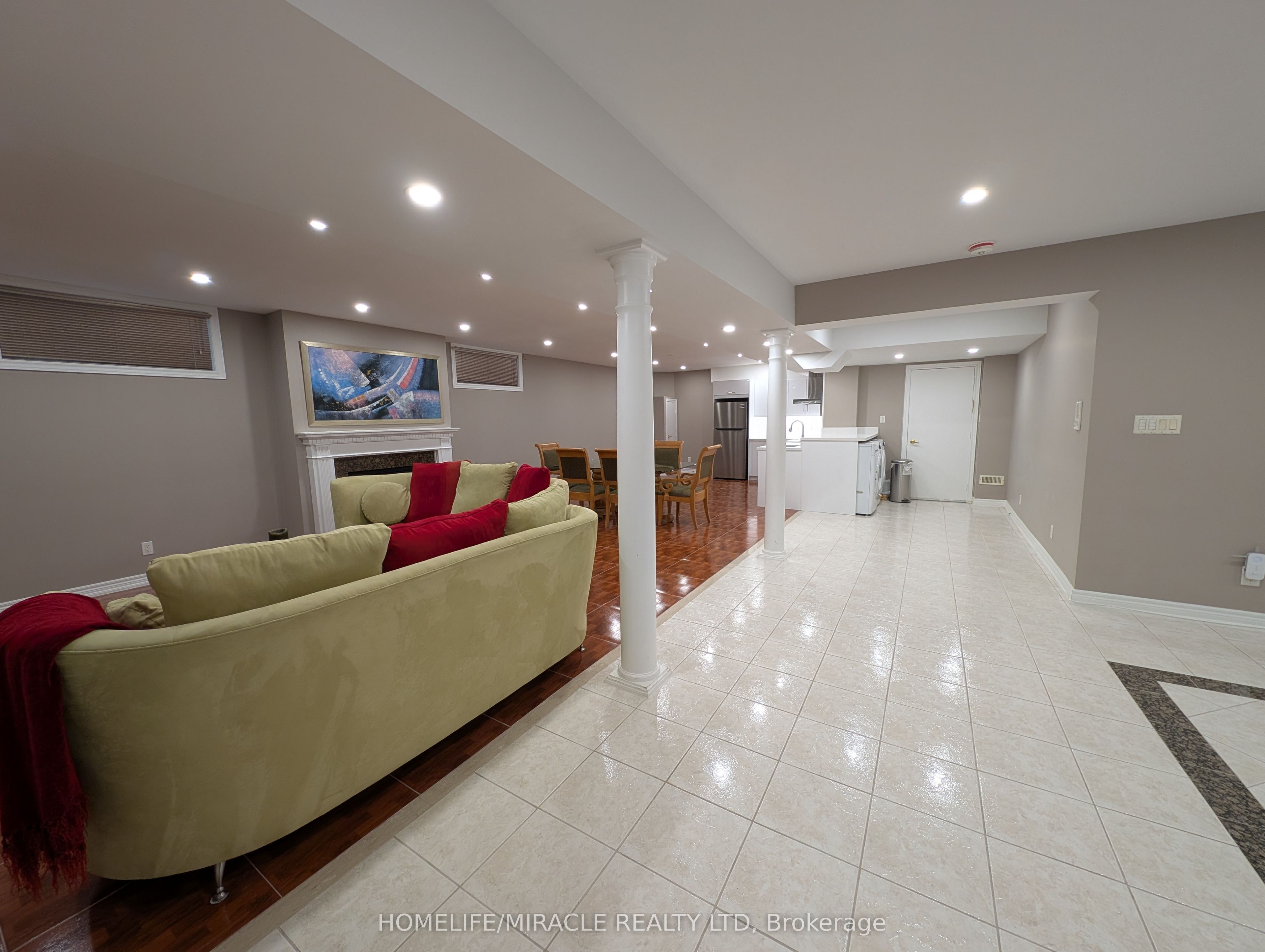 Photo 15 of Unit Basement, 63 Loudon Crescent, Vaughan, Beverley Glen — HOMEH