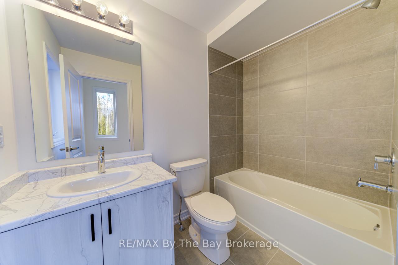 Photo 24 of 206 Mapleside Drive, Wasaga Beach — HOMEH