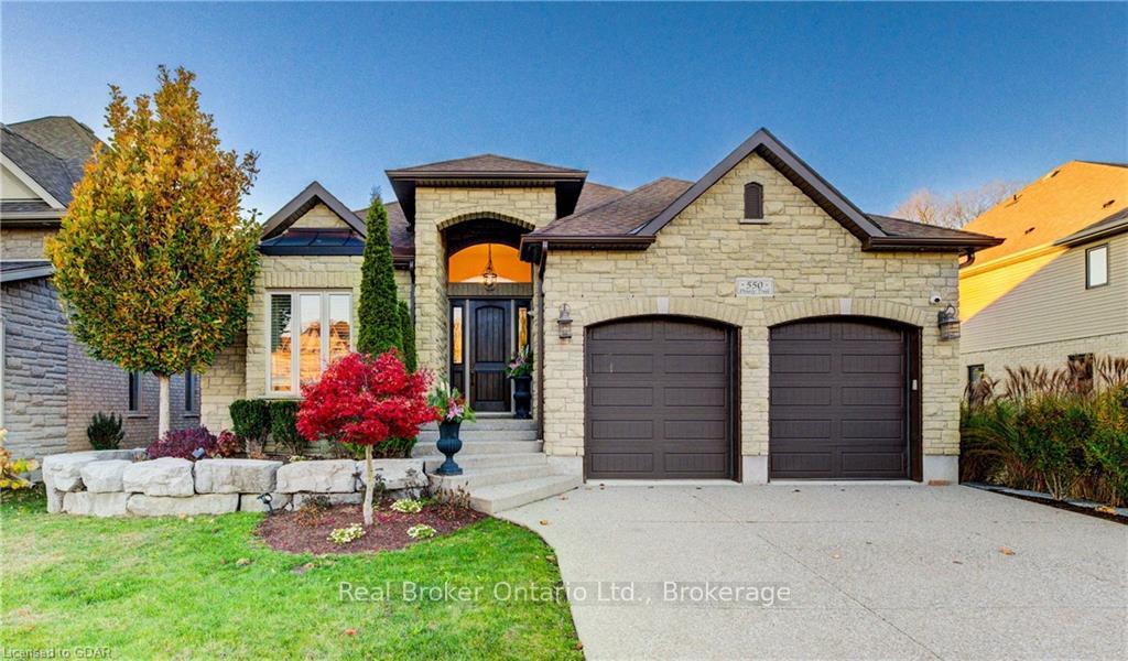 Photo 1 of 550 Pinery Trail, Waterloo — HOMEH