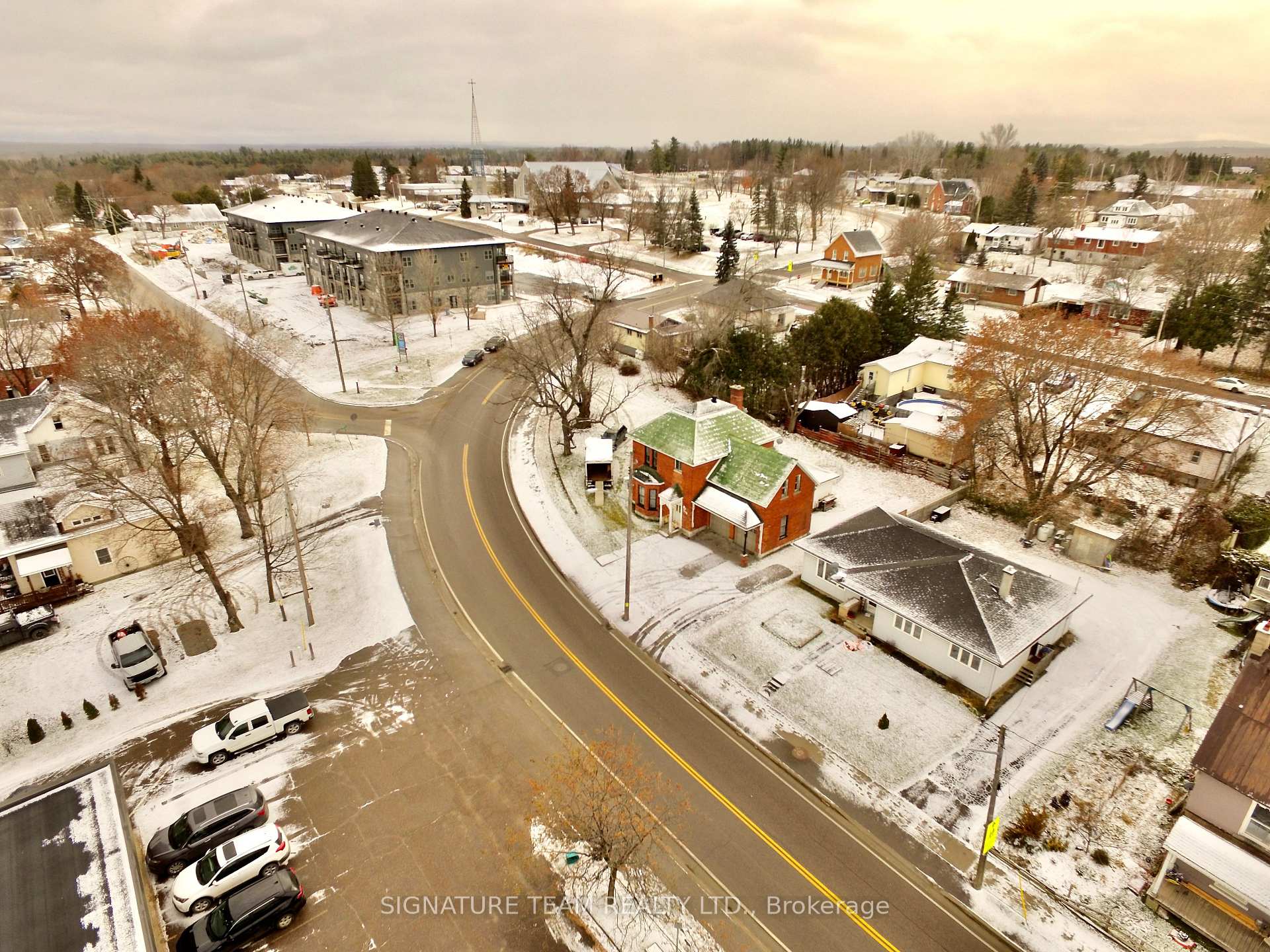 Photo 10 of 116 Queen Street, Bonnechere Valley, Eganville/Bonnechere Twp — HOMEH