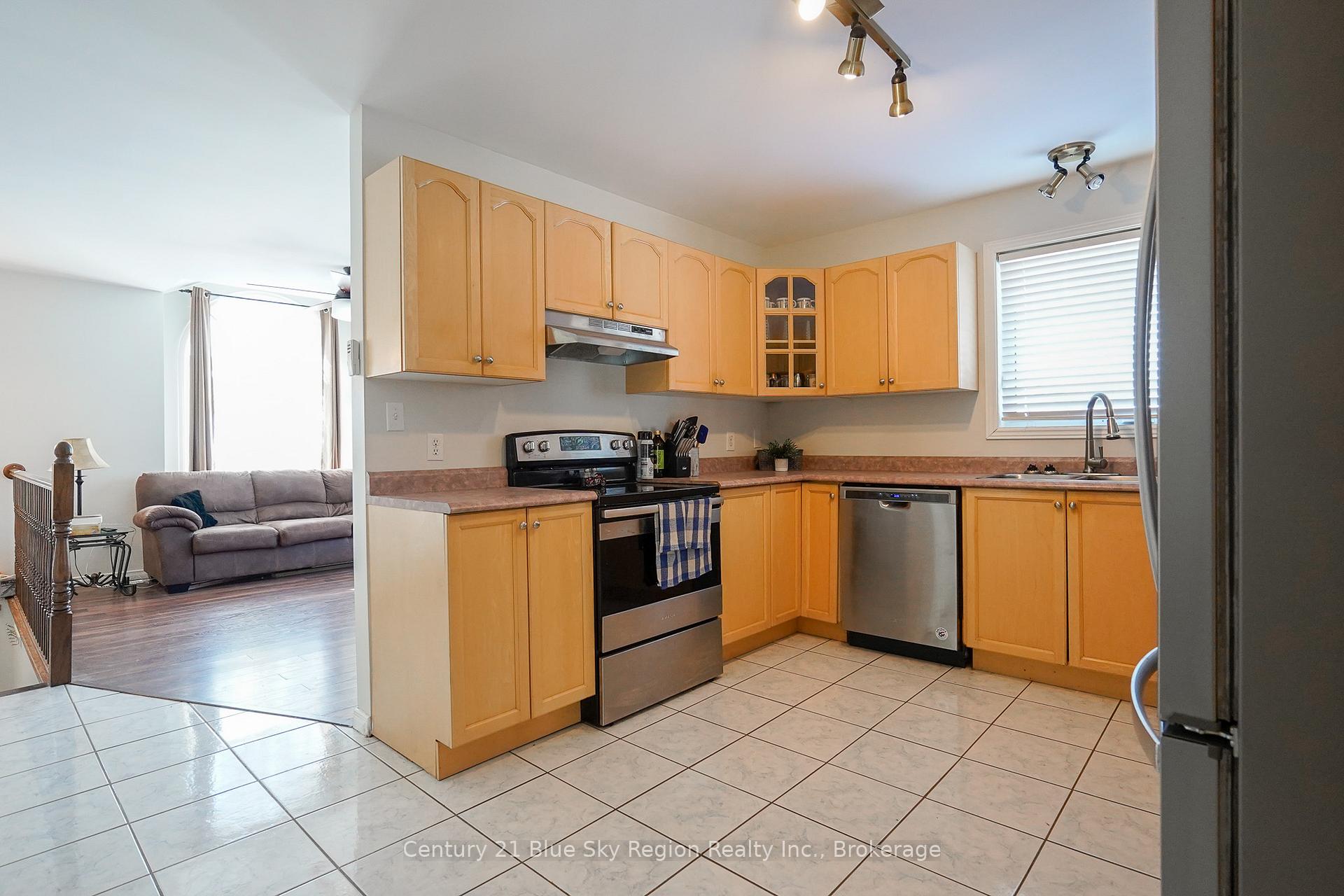 Photo 7 of 181 Oak Court, West Nipissing, Sturgeon Falls — HOMEH