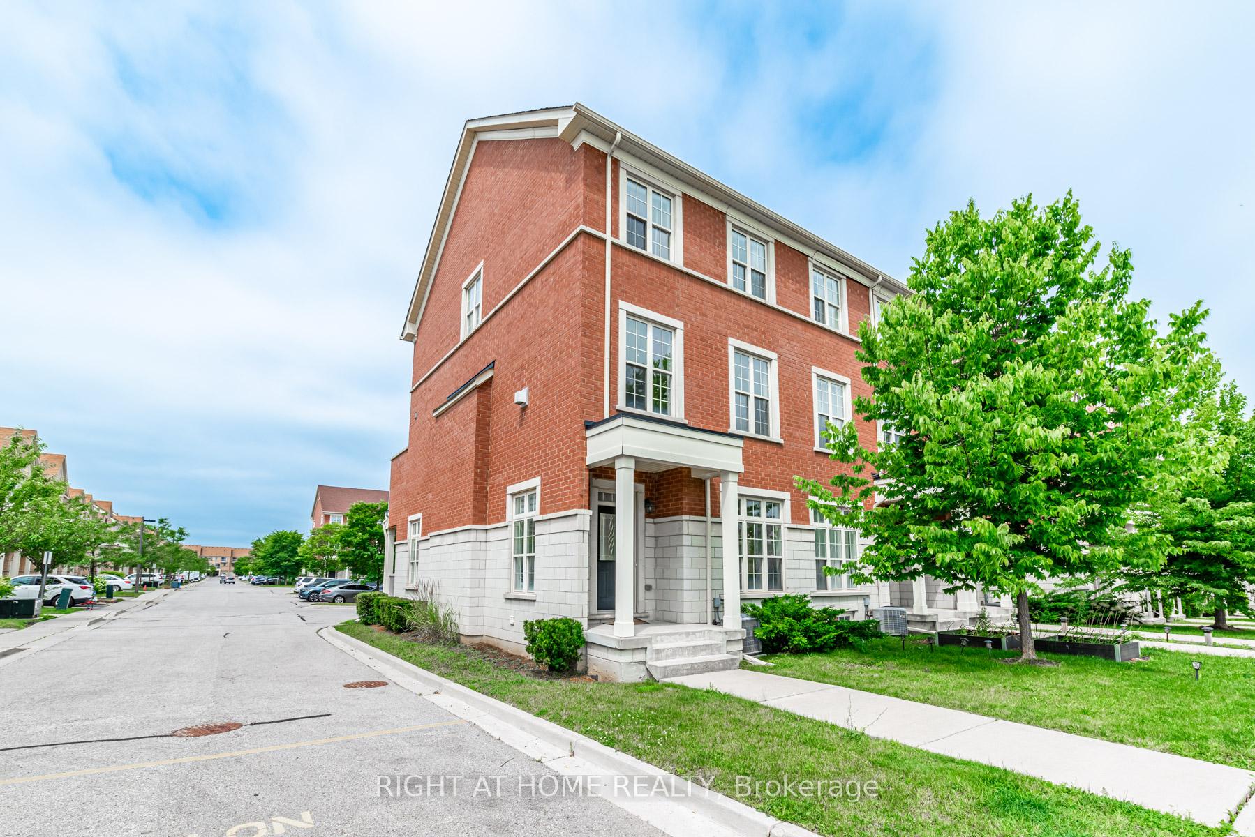 Photo 24 of 15 Tatra Lane, Markham, Cathedraltown — HOMEH