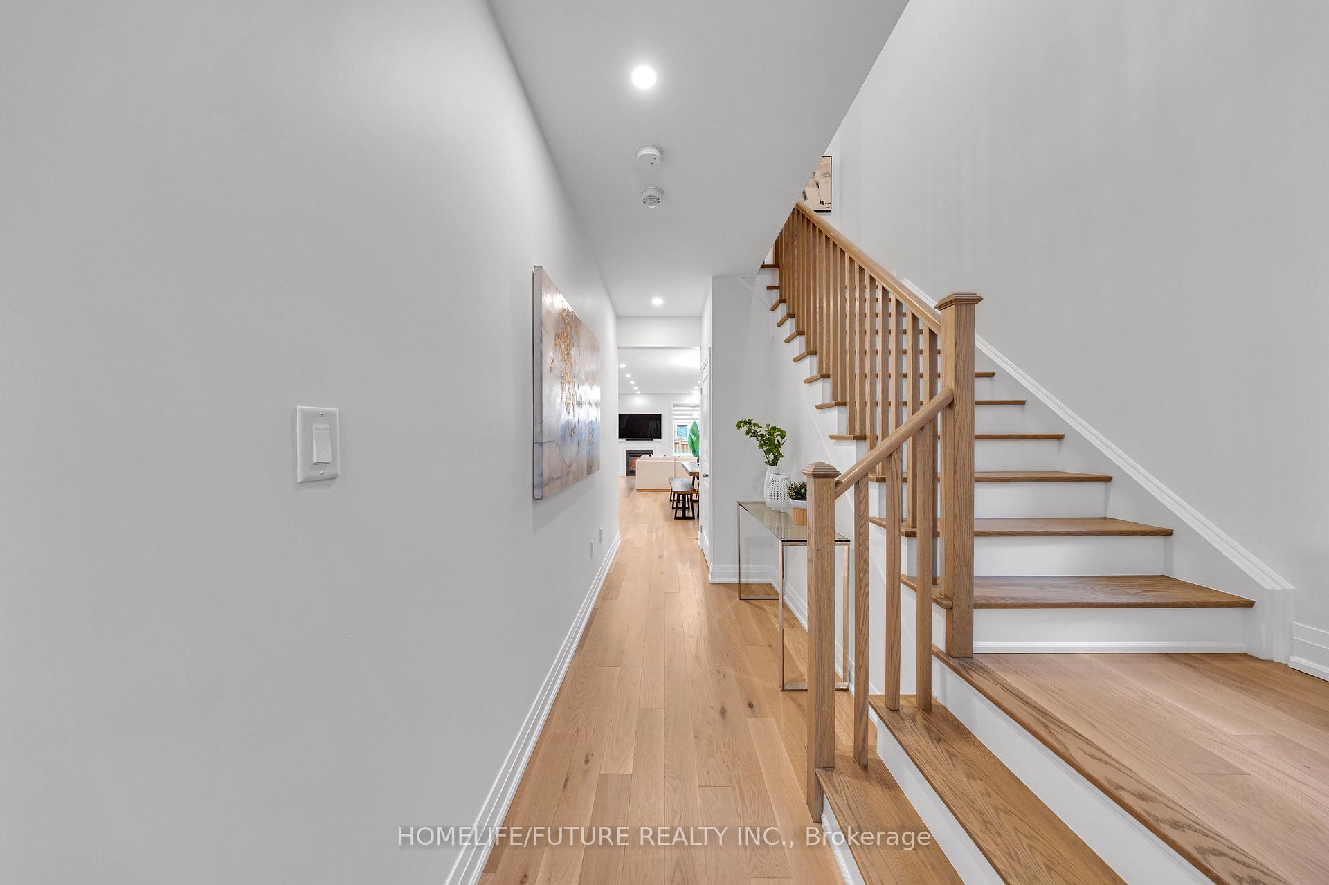 Photo 8 of 57 Priory Drive, Whitby, Rural Whitby — HOMEH