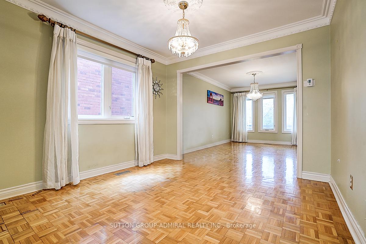 Photo 10 of 101 Lime Drive, Vaughan, East Woodbridge — HOMEH