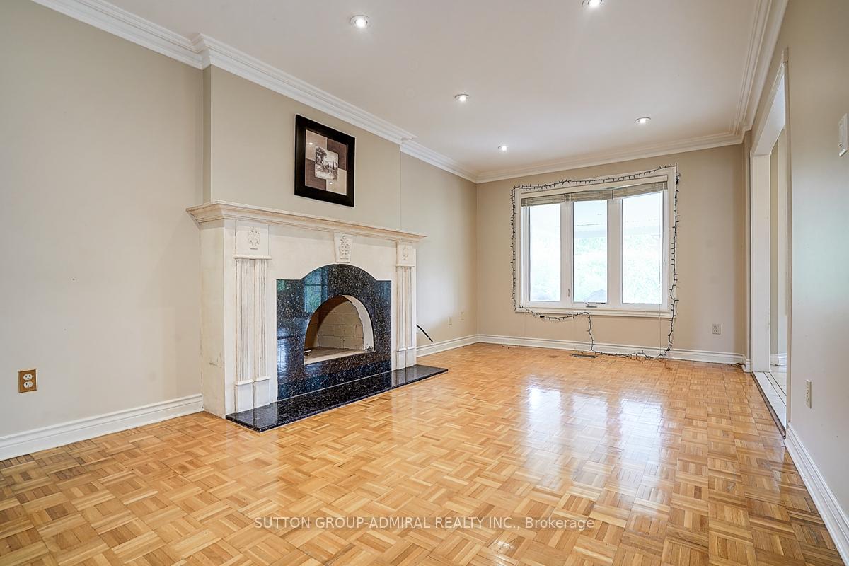 Photo 15 of 101 Lime Drive, Vaughan, East Woodbridge — HOMEH