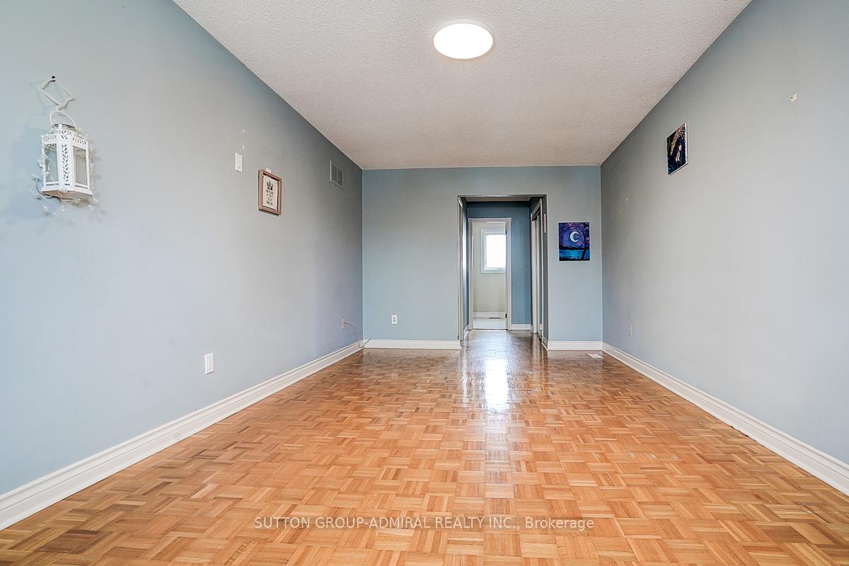 Photo 23 of 101 Lime Drive, Vaughan, East Woodbridge — HOMEH