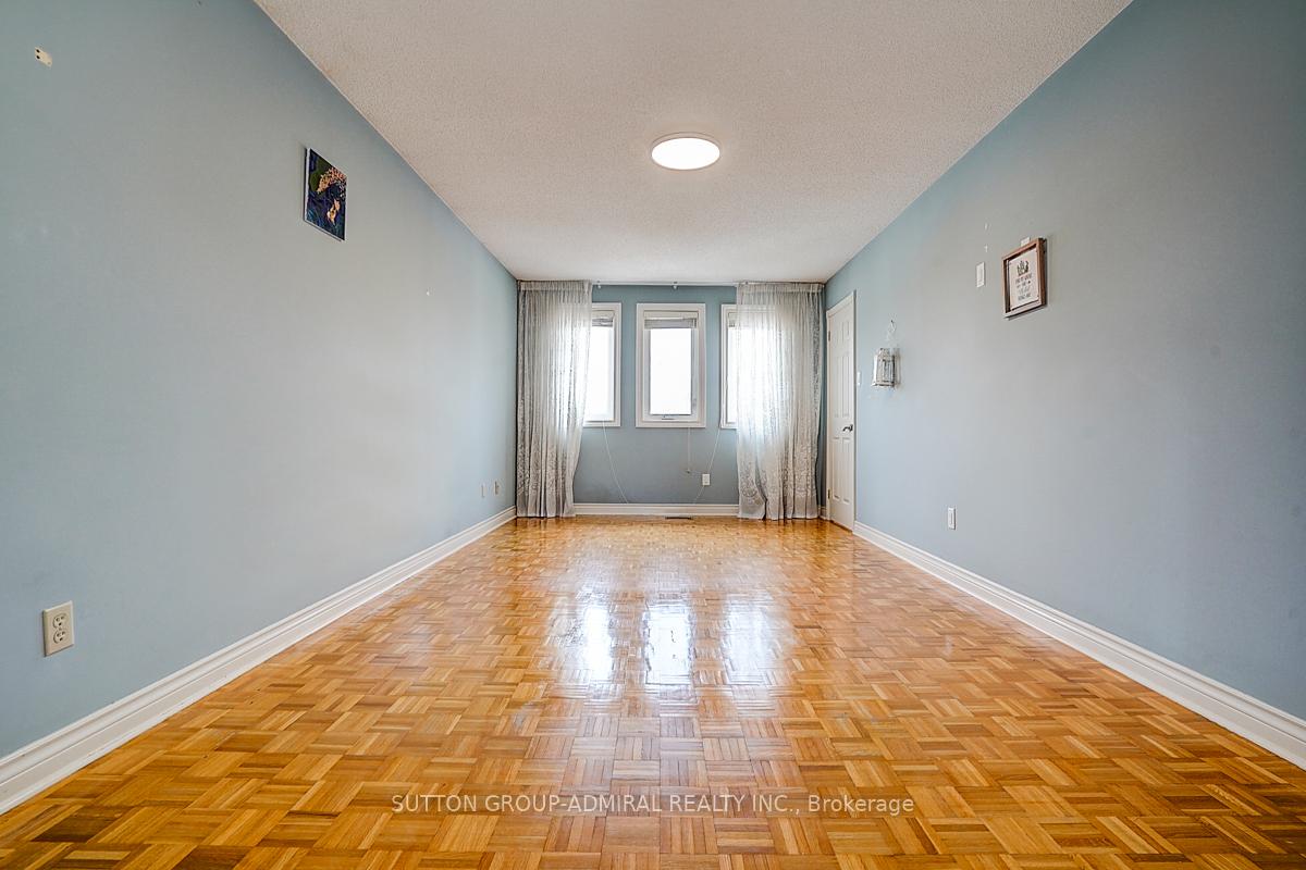 Photo 24 of 101 Lime Drive, Vaughan, East Woodbridge — HOMEH
