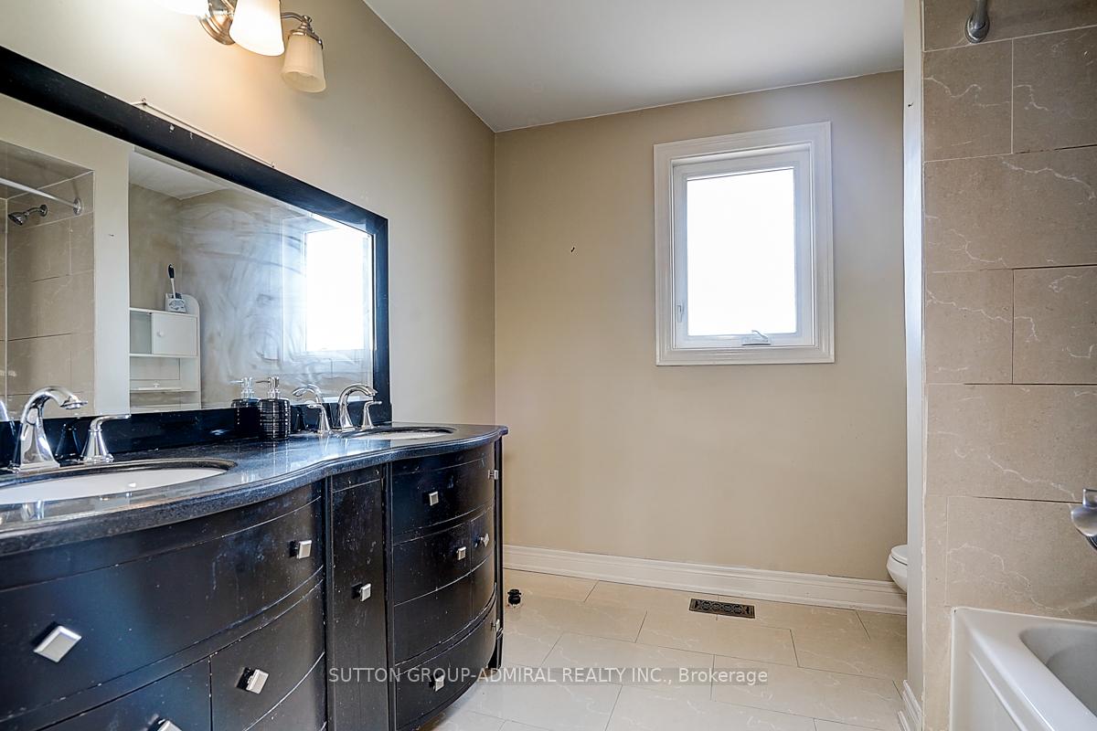 Photo 25 of 101 Lime Drive, Vaughan, East Woodbridge — HOMEH