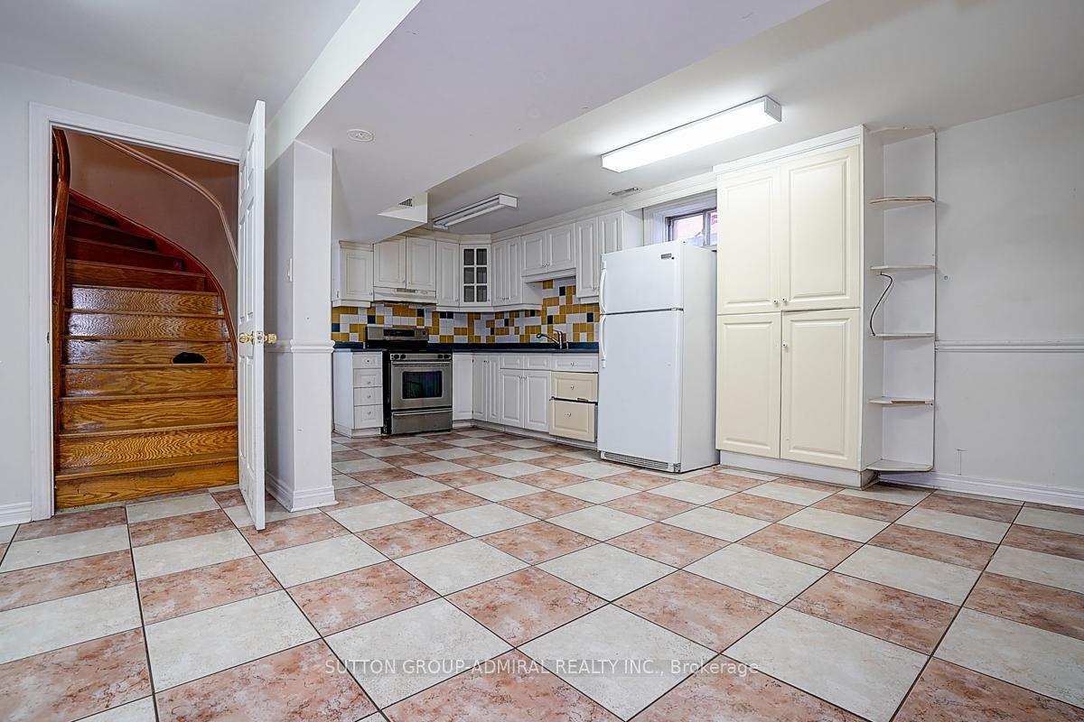 Photo 32 of 101 Lime Drive, Vaughan, East Woodbridge — HOMEH