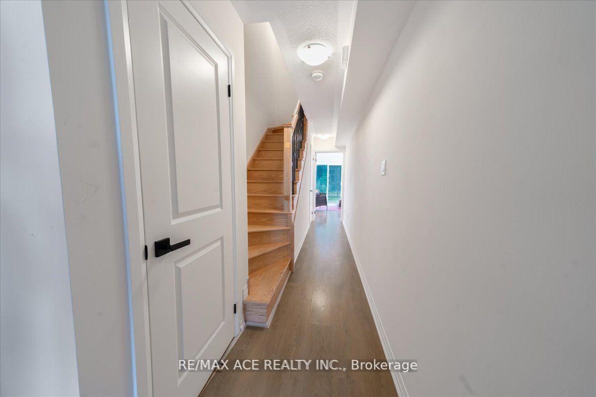 Photo 8 of 13 Emmas Way, Whitby, Taunton North — HOMEH