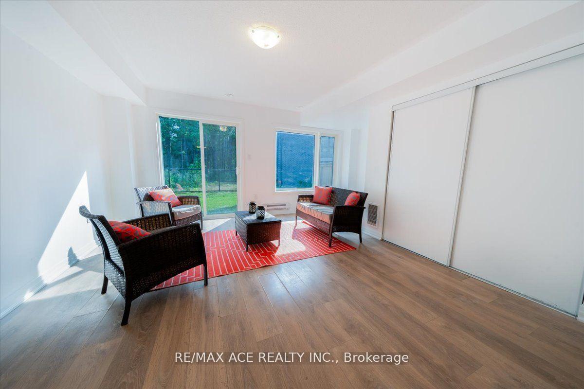 Photo 10 of 13 Emmas Way, Whitby, Taunton North — HOMEH