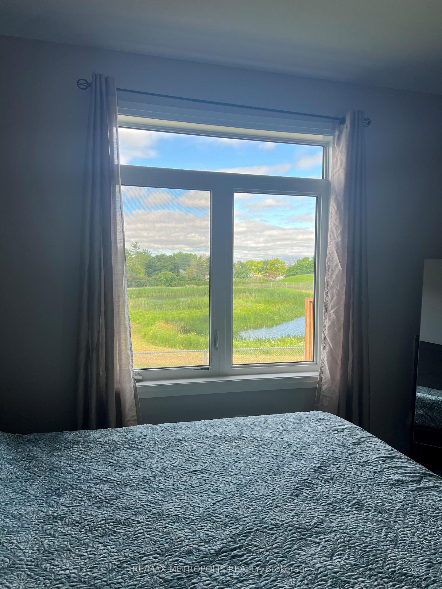 Photo 11 of 6 Summit Crescent, Belleville, Belleville Ward — HOMEH