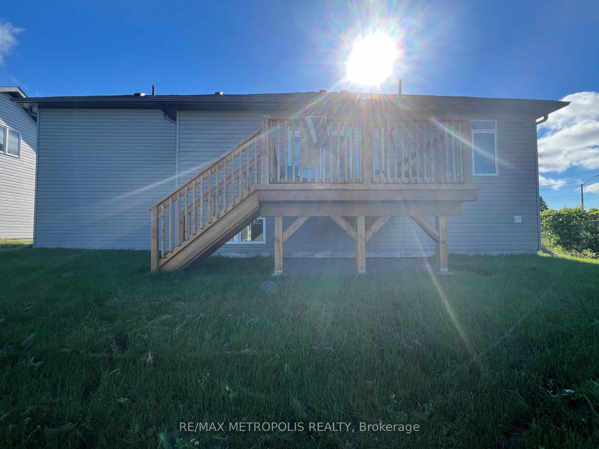 Photo 21 of 6 Summit Crescent, Belleville, Belleville Ward — HOMEH