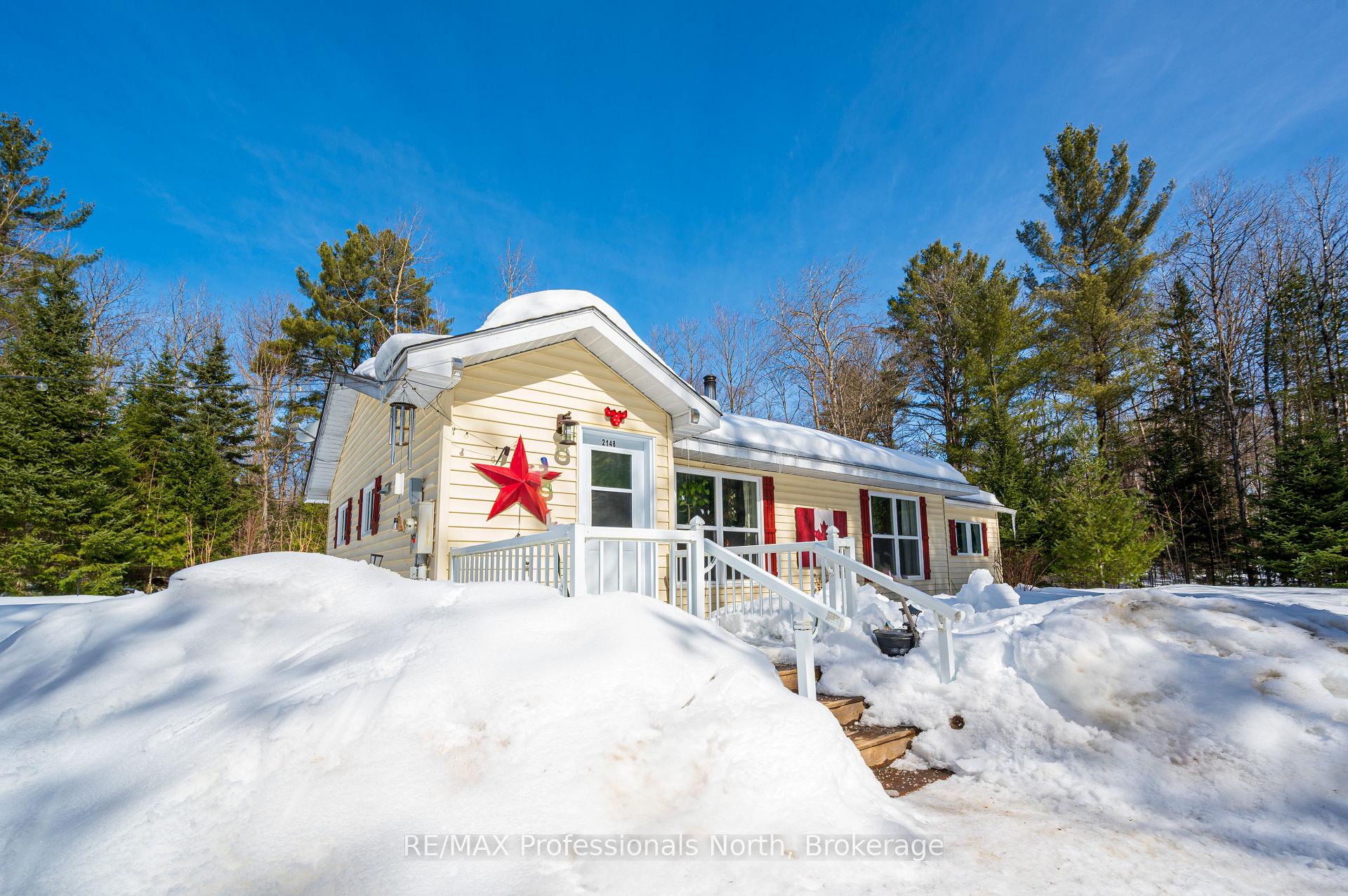 Photo 2 of 2148 Chetwynd Road, Armour — HOMEH
