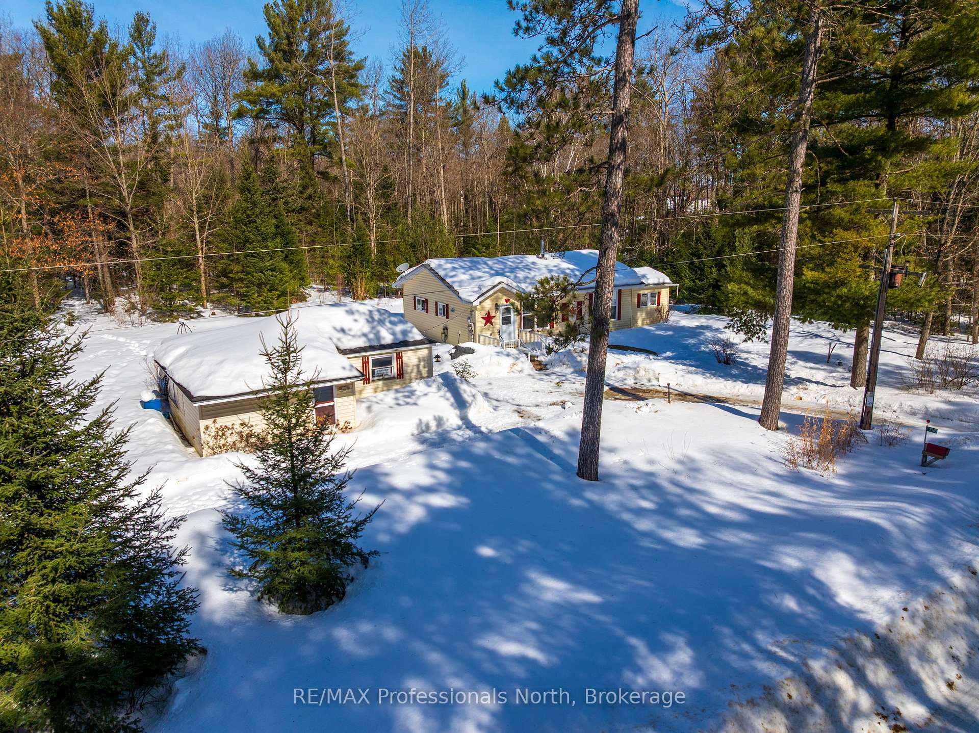 Photo 4 of 2148 Chetwynd Road, Armour — HOMEH
