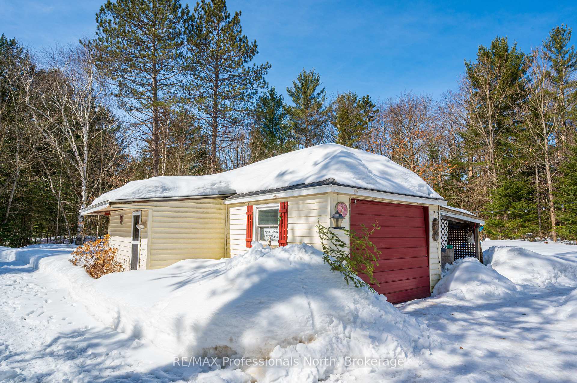Photo 10 of 2148 Chetwynd Road, Armour — HOMEH